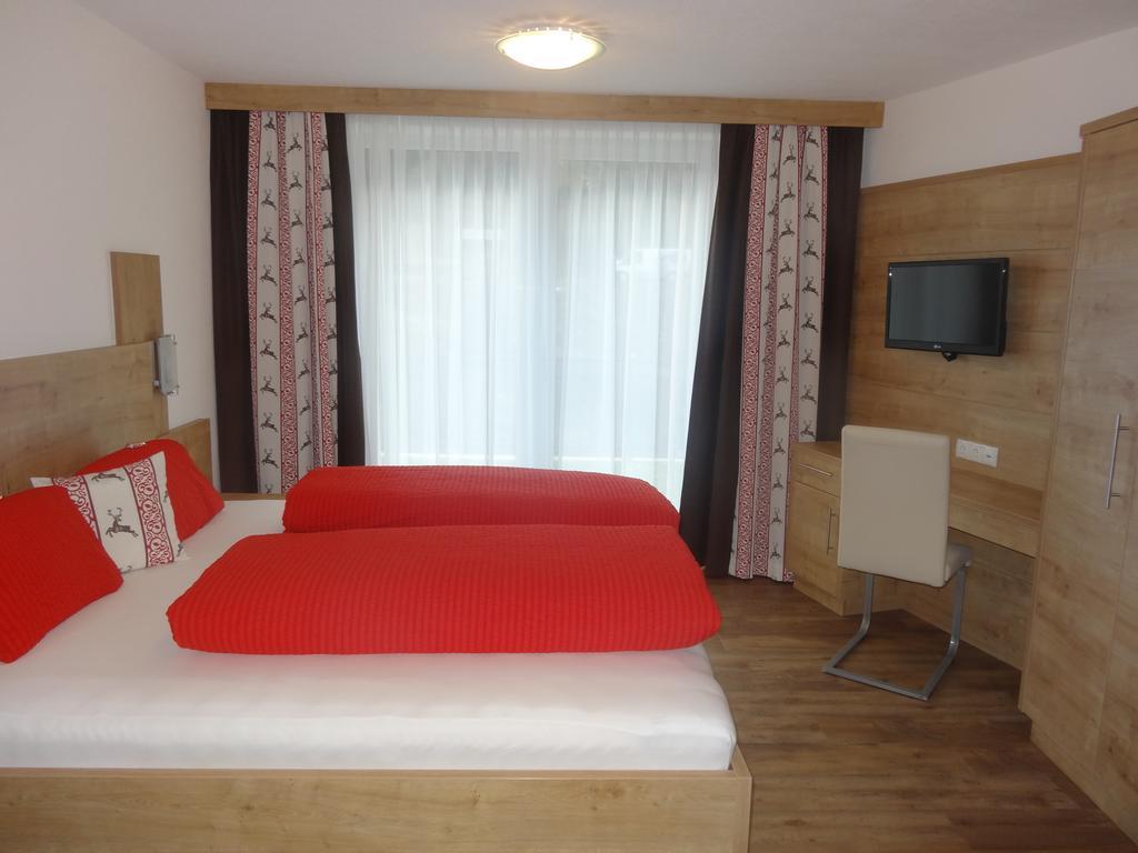 Appartementhaus Naturquell Sankt Leonhard im Pitztal Quarto foto